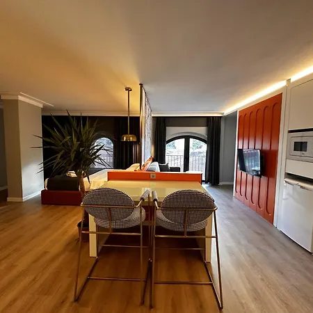 Otto Tunali Apartmán