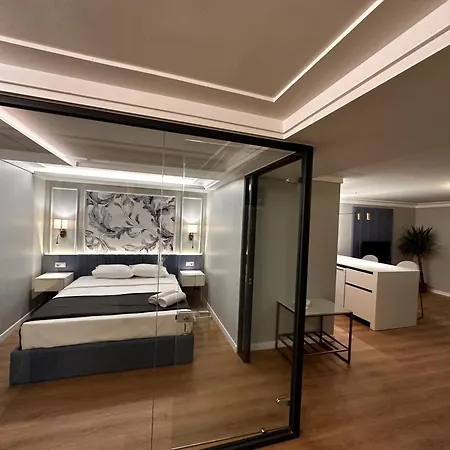 Otto Tunali アパート