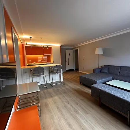 Otto Tunali アンカラ