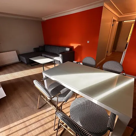 Otto Tunali Apartamento *