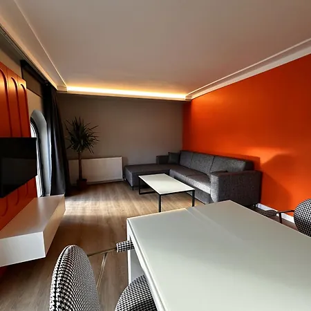 公寓 Otto Tunali *