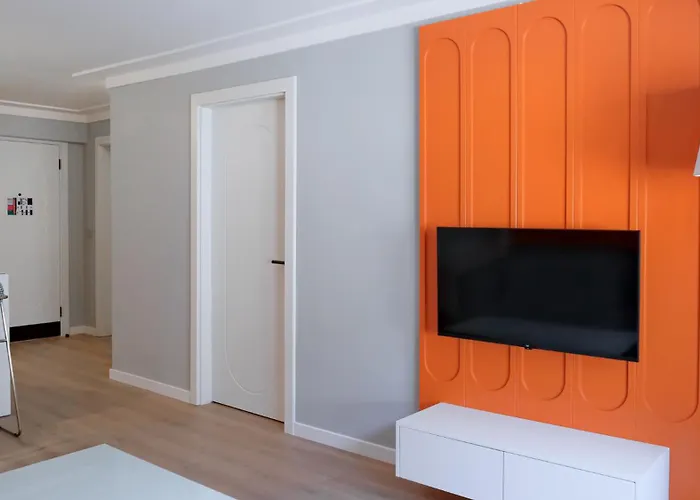 Otto Tunali アパート *