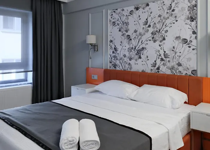 Otto Tunali アンカラ